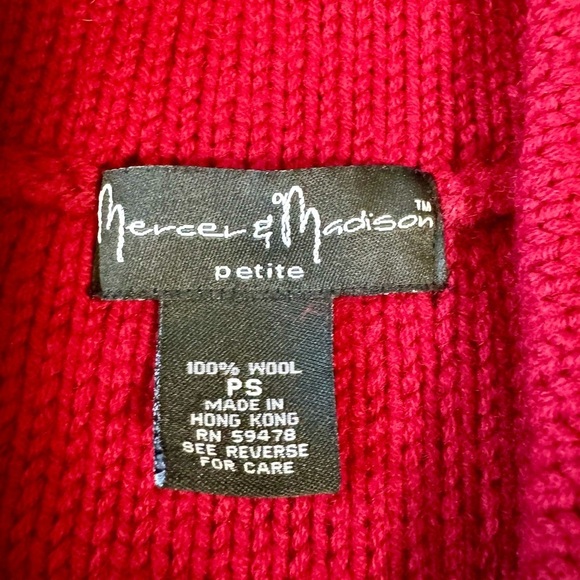 Mercer & Madison 100% Wool Red Cardigan Sweater Size Small cable knit scandi - Picture 4 of 10